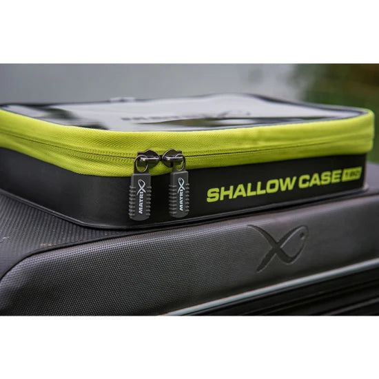 Borseta Accesorii Matrix Shallow Eva Case 180