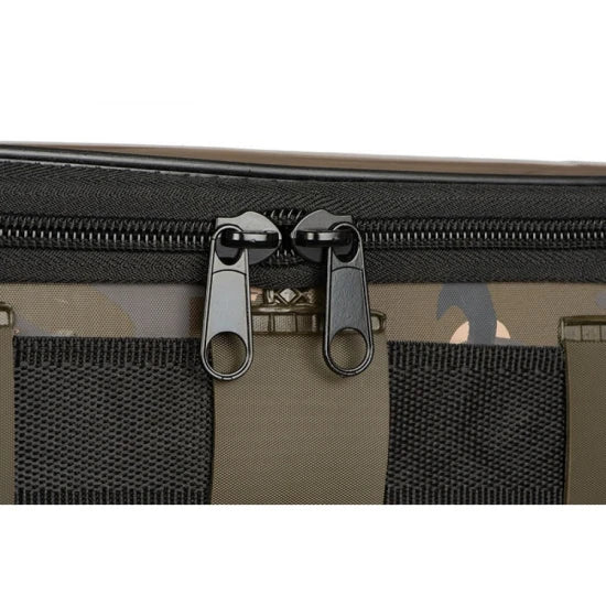 Borseta Fox Aquos Camo Bait 8l