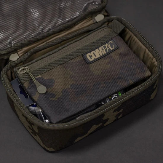 Borseta Korda Compac 125 Tackle Pouch, Dark Camo, 22x14.5x8cm
