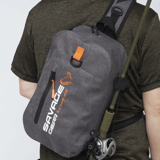 Borseta Savage Gear Aw Sling, 39x25x13cm, 13ltr