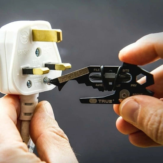 Breloc Unealta Multifunctionala True Ultility Fishface 18 Tools - All In One