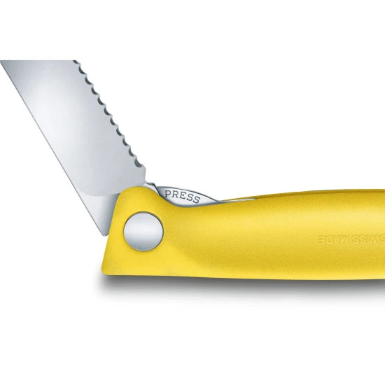 Briceag Cutit Pliabil Victorinox, Swissclassic Paring Knife, Lama Zimtata 11cm, Galben