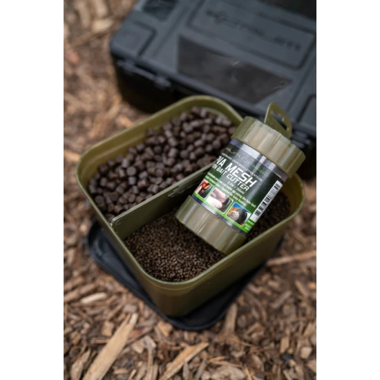 Cuite Korum Divided Bait Tub 2pt, 1.12l