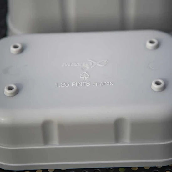 Cutie Momeala Matrix Air Lock Bait Tub 1.25pts