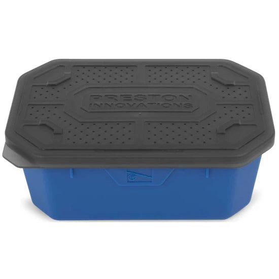 Cutie Momeala Preston Bait Tubs 2pt, Blue Black