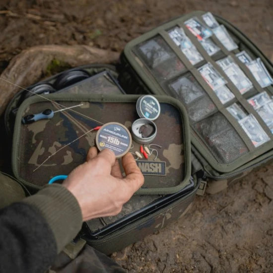 Geanta Accesorii Nash Subterfuge Work Box Standard 2025