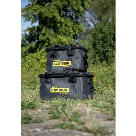 Geanta Eva Black Cat Bakkan Bag Black Cat Cat Seal Eva Bag, 50ltr, 60x30x27.5cm
