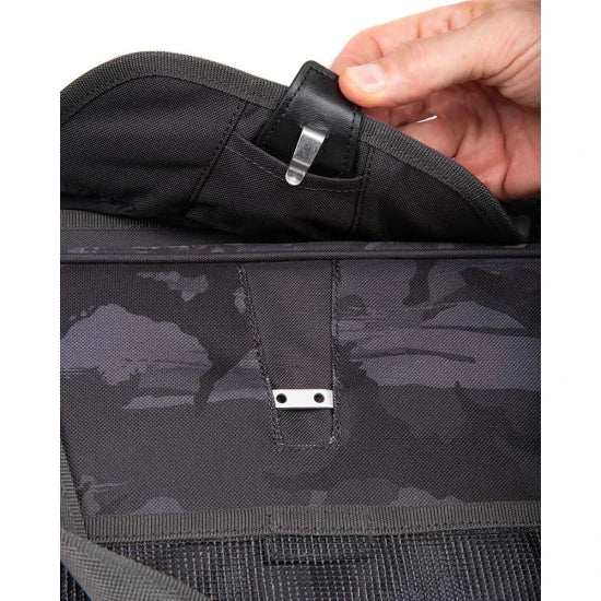 Geanta Fox Rage Camo Voyager Moulded Xl Carryall, 50x33x31cm