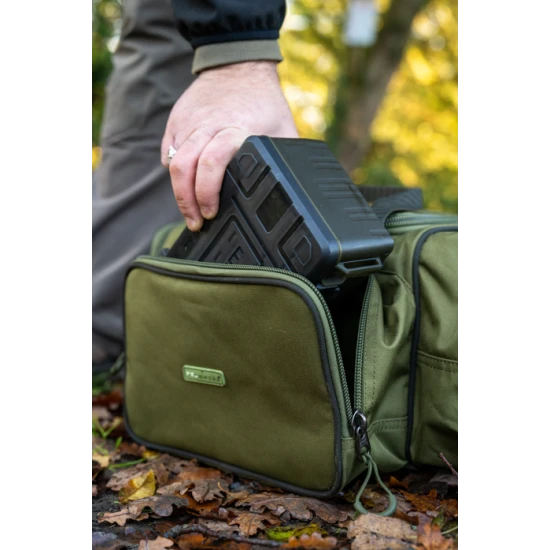 Geanta Korum Progress Compact Carryall, 46x20x20cm