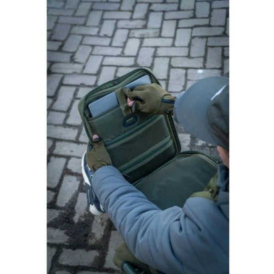Geanta Laptop Trakker Essentials Bag Xl, 35x28x6cm