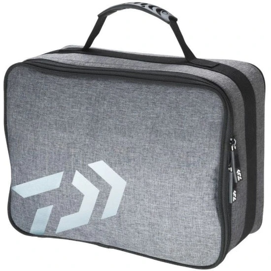Geanta Mulinete Daiwa D-vec Reel Protection Case M, 36x26x14cm