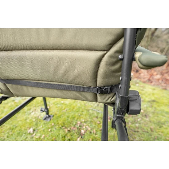 Husa Scaun Korum Universal Waterproof Chair Cover