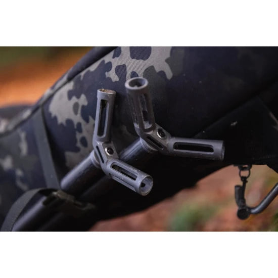 Husa Lanseta Cu Mulineta Korda Compac 5 Camo, 3.90m