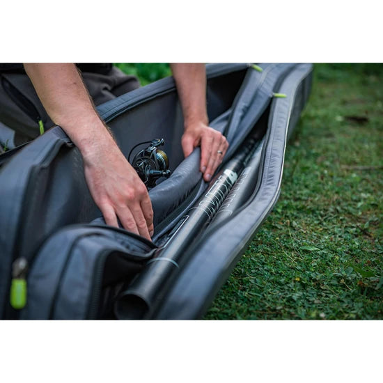 Husa Matrix Ethos Rigid Holdall, 2 Compartimente