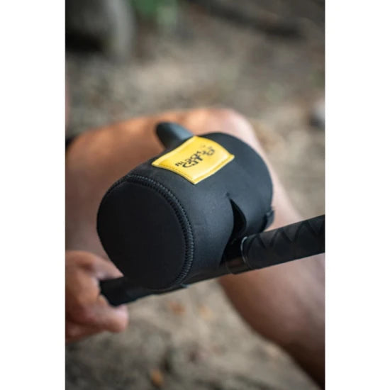 Husa Din Neopren Mulineta Black Cat Buster Reel Neoprene Cover
