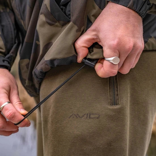 Jacheta Avid Carp Ripstop Camo Jacket Marime S