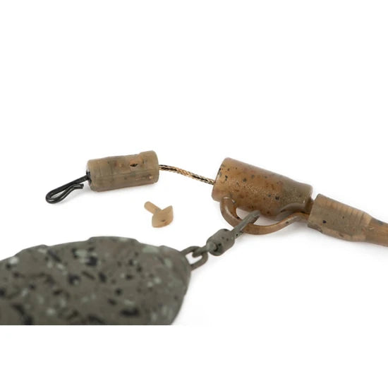 Kit Fox Edges Running Safety Clip