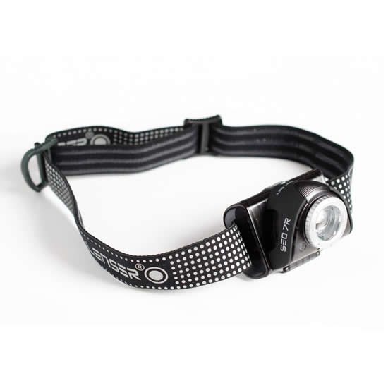 LANTERNA FRONTALA LED LENSER SEO 7R BLACK 220 LUMENI