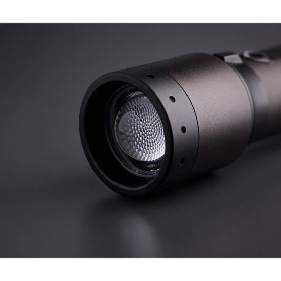 Lanterna Led Lenser P7r Black Box 2000lm/li-ion + Cablu Usb