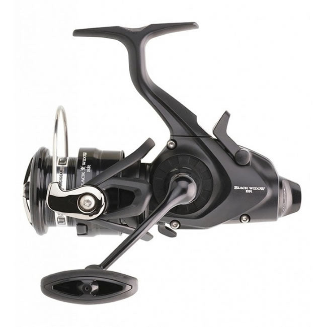 MULINETA DAIWA BLACK WIDOW BR LT 2500-C