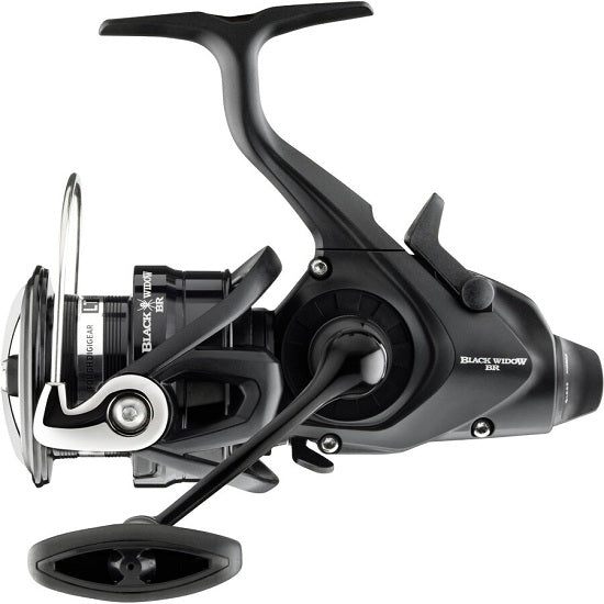 MULINETA DAIWA BLACK WIDOW BR LT 3000-C 1RUL/150M023MM/5,2:1