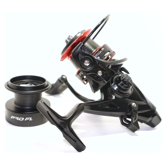 Mulineta Pro Fl Black Shadow Fr 6000 9rulmenti