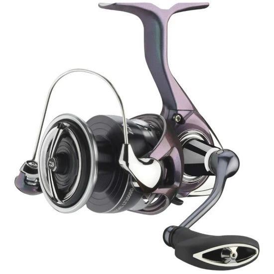 Mulineta Daiwa 24 Regal Lt 3000d-cxh, 6.2:1, 0.33mm/150m, 6rul