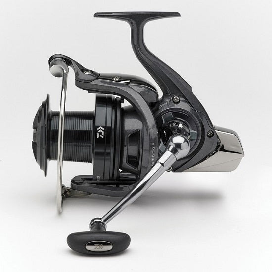 Mulineta Daiwa Emblem QDA 5500