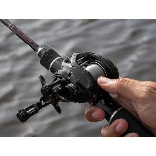 Mulineta Zebco Demonic All Black Baitcaster 150 Lhw, 0.23mm/120m