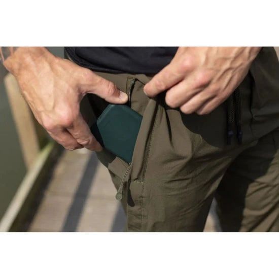 Pantaloni Korda Ultralite Jogger, Olive, Marime S