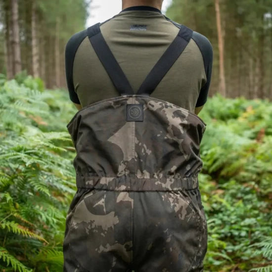 Salopeta Nash Zt Helluva Waterproof Bib And Brace Camo, Marime L
