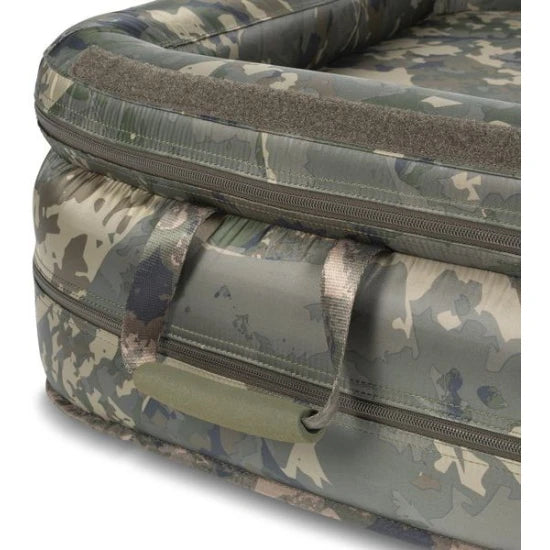 Saltea De Primire Nash Carp Care Air Cradle Monster Camo, 125x58cm
