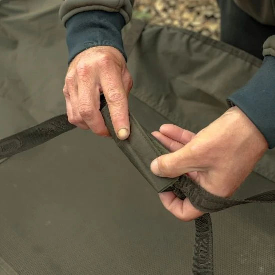 Saltea Primire Avid Carp Revolve Carp Cradle, 110x58x25cm