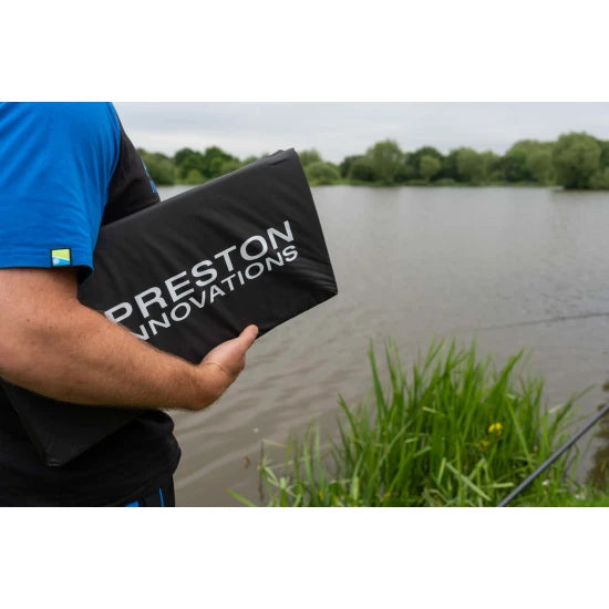 Saltea Primire Preston Fold Away Unhooking Mat, 75x50x2cm