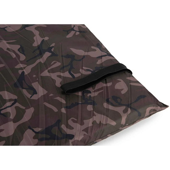 Saltea De Primire Fox Fox Camo Flat Matt, 70cm X 38cm X 5cm