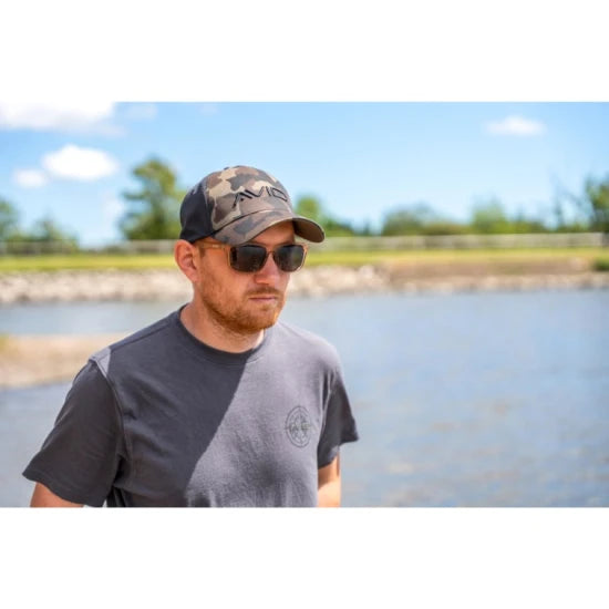 Sapca Avid Carp Distortion Dark Camo Hybrid