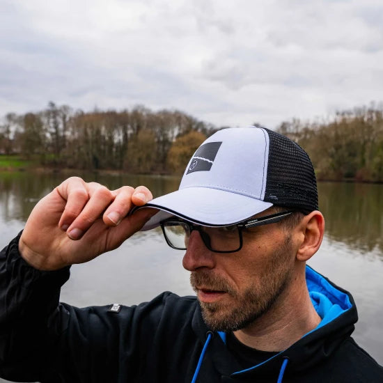 Sapca Preston White Ventamesh Hd Cap