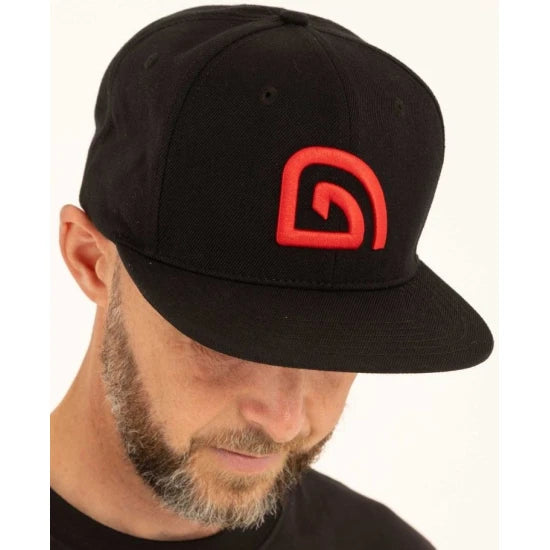 Sapca Trakker Cr Snap Back Cap, Black