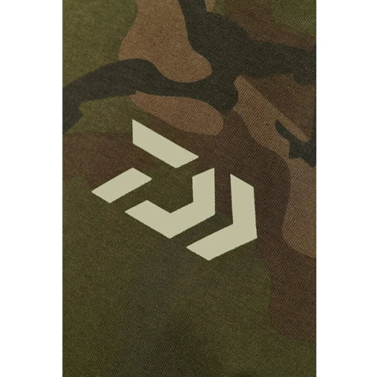 Tricou Daiwa Carp Camo M
