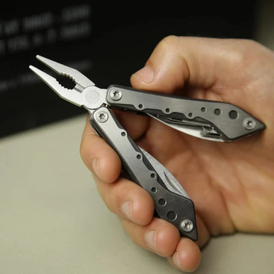 Unealta Multifunctionala True Utility Mini Multi, 420 Steel