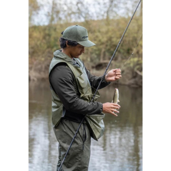 Vesta/sort Korum Bishop Bait Apron