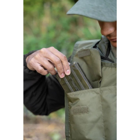 Vesta/sort Korum Bishop Bait Apron